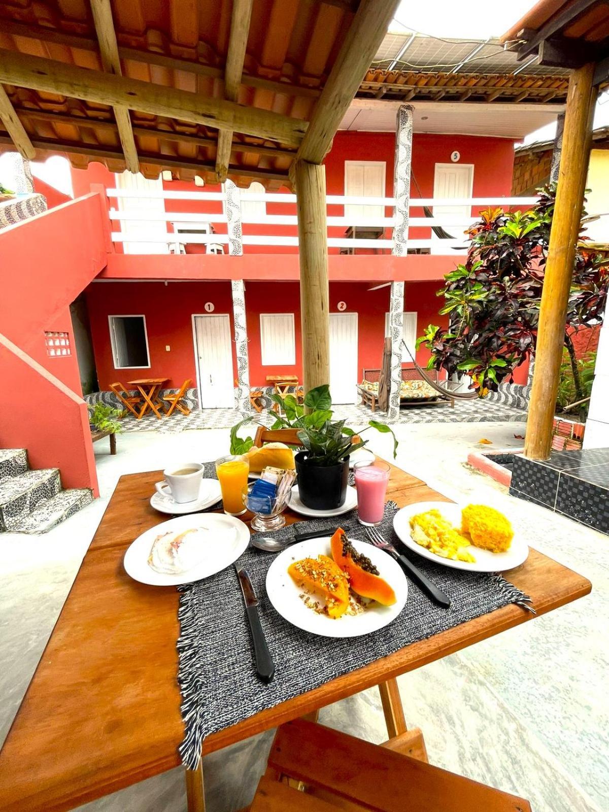 Hospedaria Mucuge - Na Principal Rua Da Cidade, Rua Do Mucuge - Arraial D'Ajuda ปอร์โตเซกูโร ภายนอก รูปภาพ